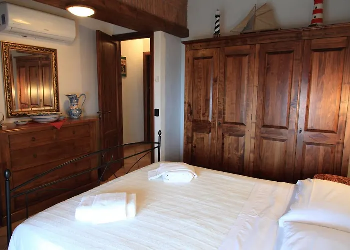 Casa Del Faro A Дом отдыха Чефалу